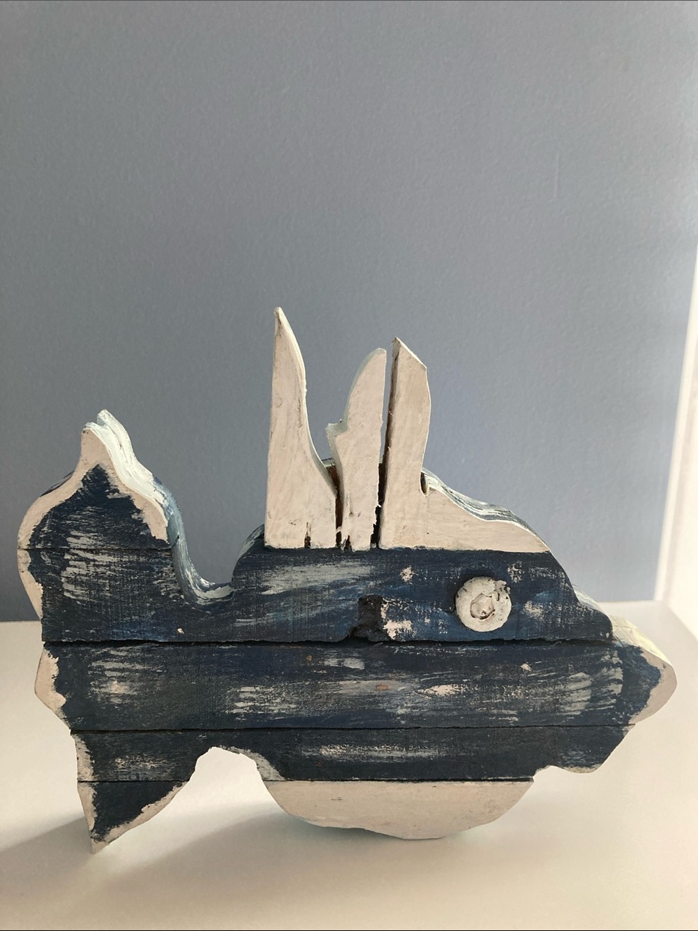 HANDMADE FISH WOOD BEACH NAUTICAL DECOR RUSTIC BLUE WHITE NEW